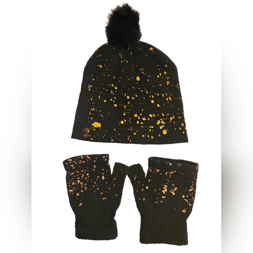 Gold and Black Beenie with Pompom and Fingerless Glooves